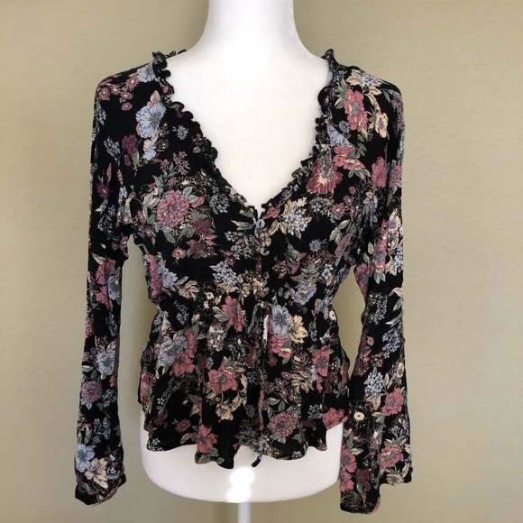 American Rag black floral long sleeve blouse - Picture 2 of 9